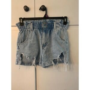 SO High Rise Mom‎ Denim Shorts Ripped Distressed Light Wash Juniors